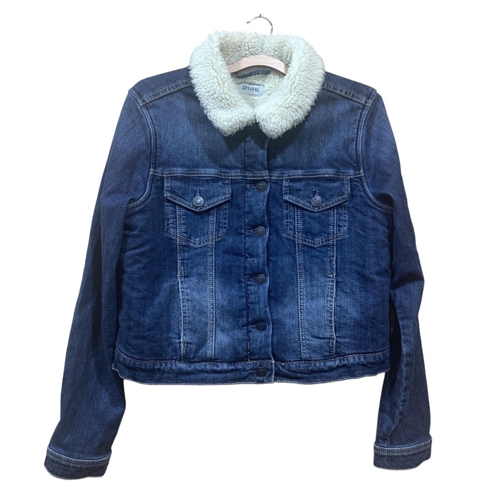 Shyanne Sherpa Lined Denim Trucker Jacket Women’s Large Blue Western Rodeo